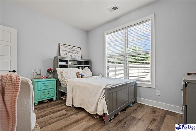 2410 N Rolling Road, Hartsville, SC 29550