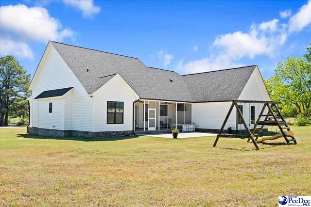 2410 N Rolling Road, Hartsville, SC 29550
