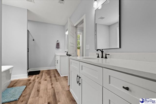 2410 N Rolling Road, Hartsville, SC 29550
