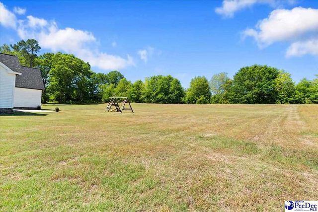 2410 N Rolling Road, Hartsville, SC 29550