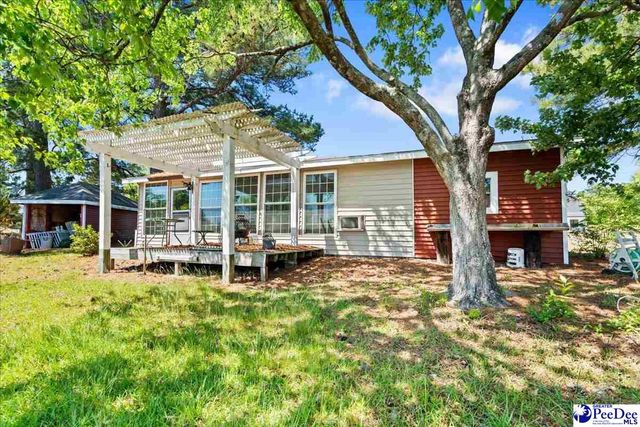 2410 N Rolling Road, Hartsville, SC 29550