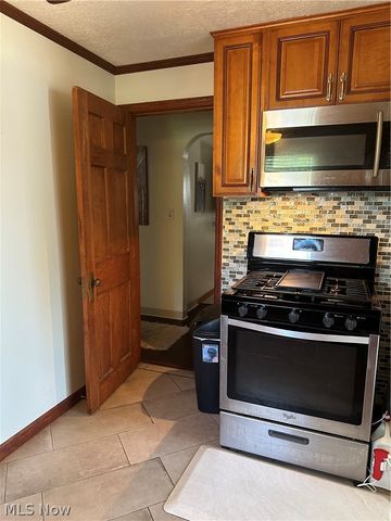 288 E 248th Street, Euclid, OH 44123