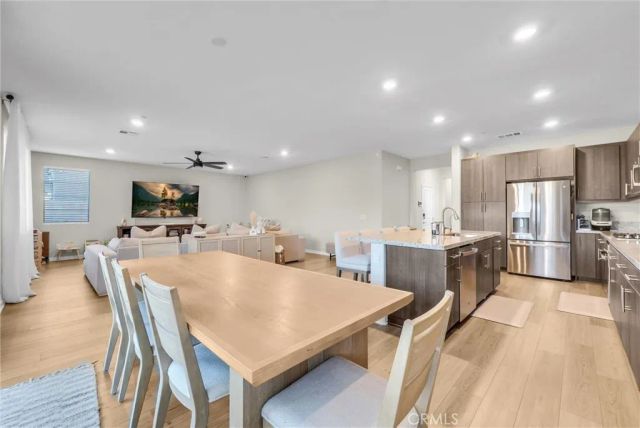 2667 Emerald Bay, Rialto, CA 92377