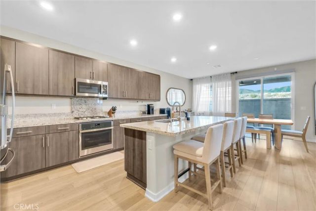 2667 Emerald Bay, Rialto, CA 92377