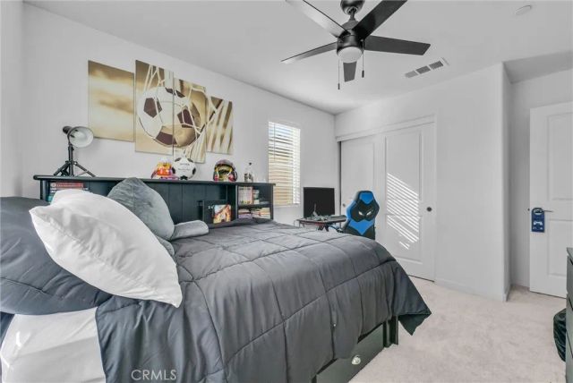 2667 Emerald Bay, Rialto, CA 92377