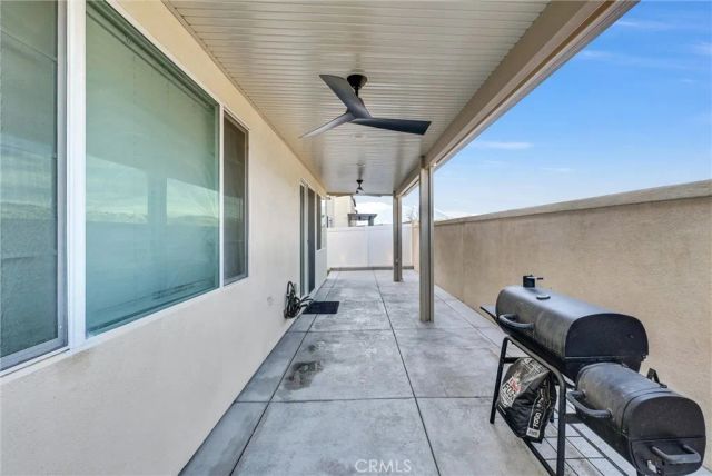 2667 Emerald Bay, Rialto, CA 92377