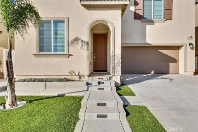 2667 Emerald Bay, Rialto, CA 92377