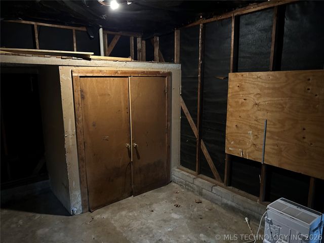 5952 E Newton Place, Tulsa, OK 74115