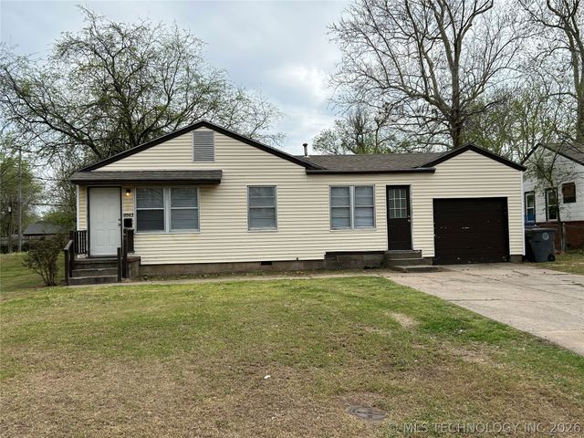 5952 E Newton Place, Tulsa, OK 74115