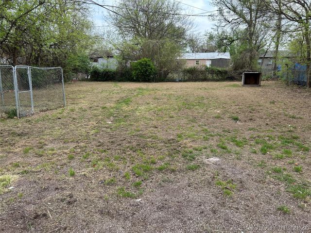 5952 E Newton Place, Tulsa, OK 74115