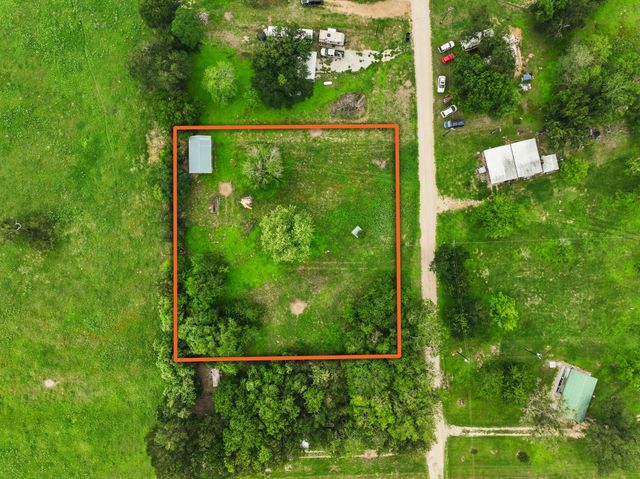 429 Hidden Shores Lp RD, Smithville, TX 78957