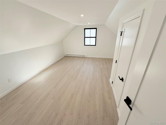 89 Oak Avenue, Shirley, NY 11967