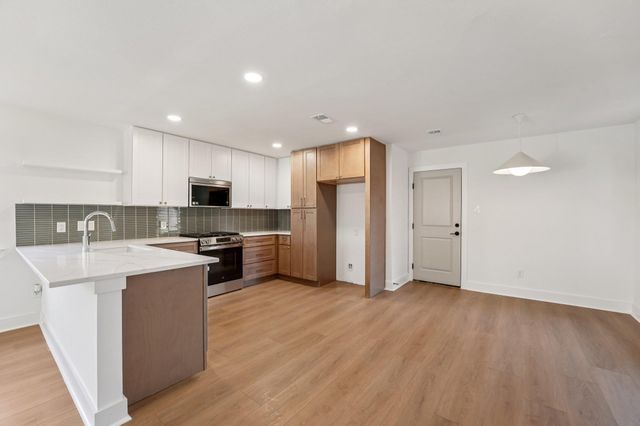 4901 Transit CIR, Austin, TX 78727