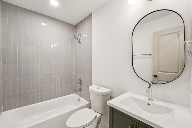 4901 Transit CIR, Austin, TX 78727