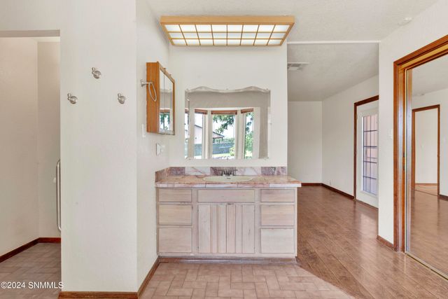 4208 Escondido Lane, Las Cruces, NM 88005