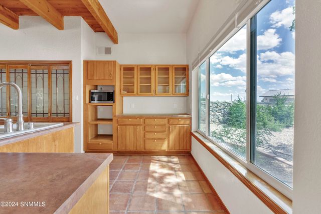 4208 Escondido Lane, Las Cruces, NM 88005