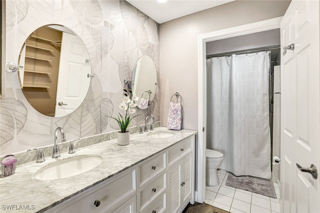 648 Mardel CT 708, Naples, FL 34104