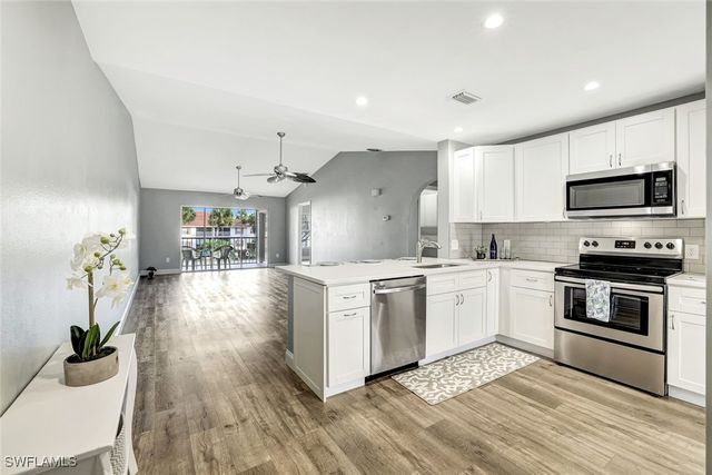 648 Mardel CT 708, Naples, FL 34104