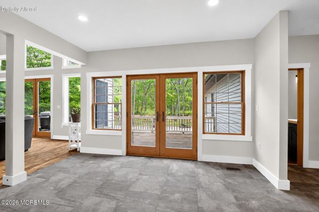 53 Jones Road, Barnegat, NJ 08005