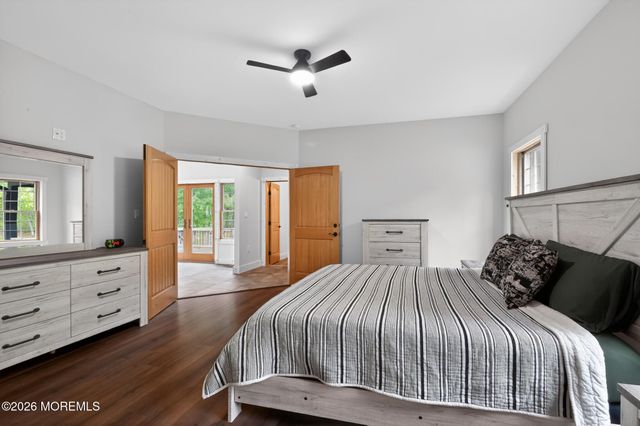 53 Jones Road, Barnegat, NJ 08005