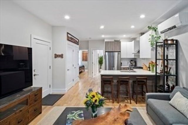55 E Springfield St 2, Boston, MA 02118