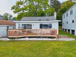 67023 Lakeshore Drive, Keeler Twp, MI 49047