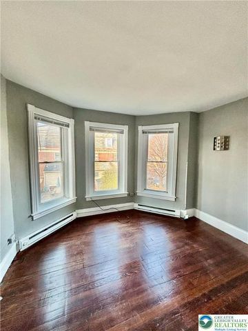 77 Laurel Street, Bethlehem City, PA 18018