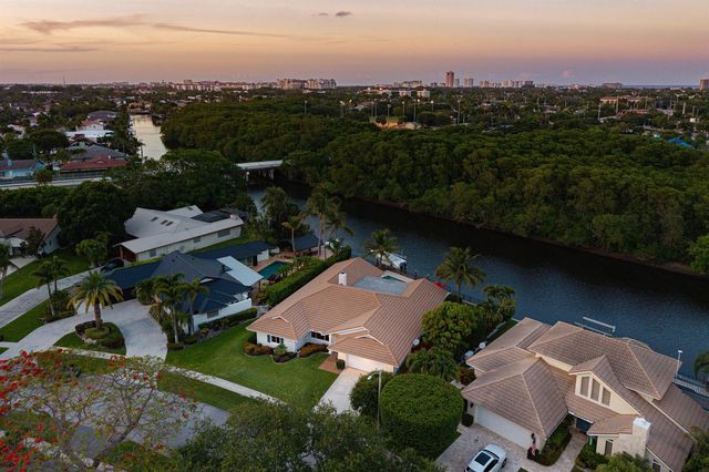 763 Camino Lakes Circle, Boca Raton, FL 33486