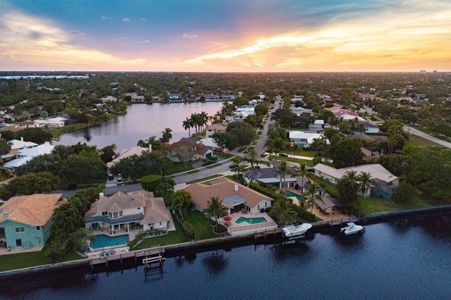 763 Camino Lakes Circle, Boca Raton, FL 33486