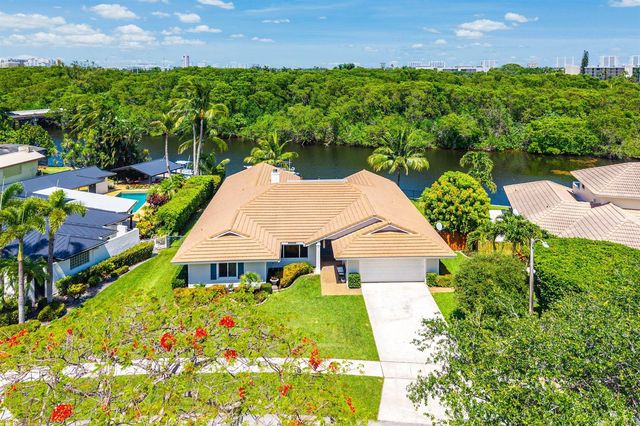 763 Camino Lakes Circle, Boca Raton, FL 33486