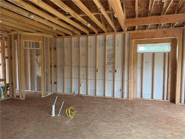 2116 Deerfield Terrace, Liberty, MO 64068