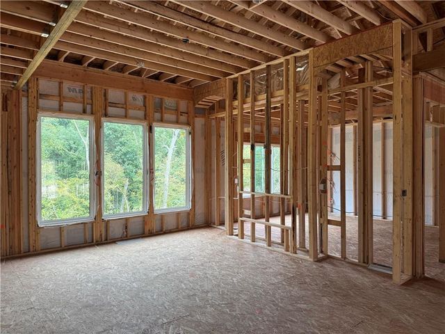 2116 Deerfield Terrace, Liberty, MO 64068