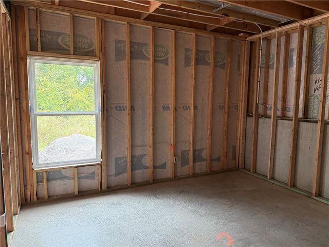 2116 Deerfield Terrace, Liberty, MO 64068