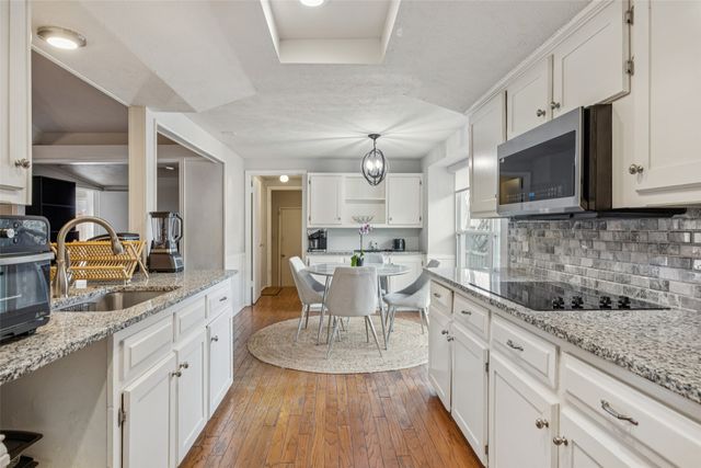 9740 Dartridge Drive, Dallas, TX 75238