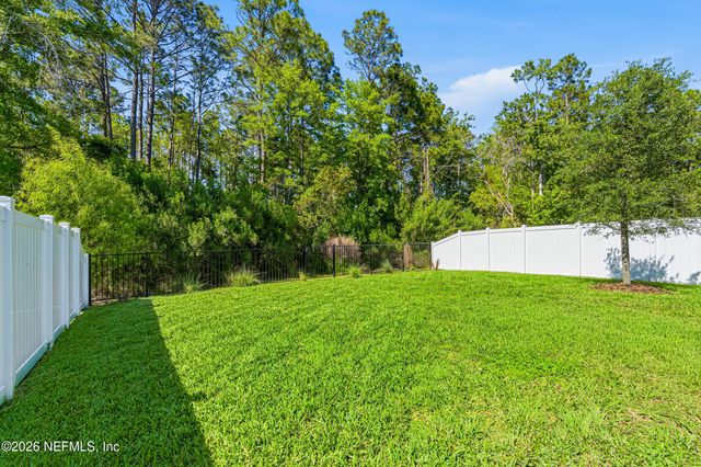 124 MEADOW CREEK Drive, St. Johns, FL 32259