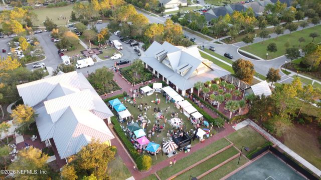 124 MEADOW CREEK Drive, St. Johns, FL 32259