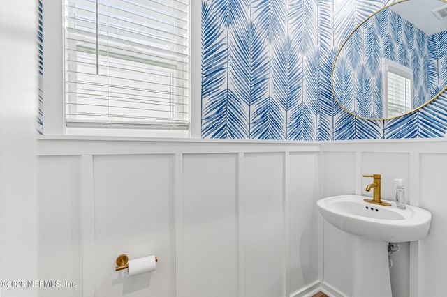 124 MEADOW CREEK Drive, St. Johns, FL 32259