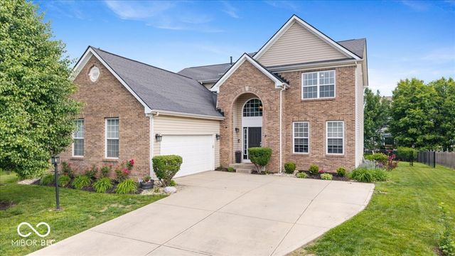 5830 W Glenview Drive, Mccordsville, IN 46055
