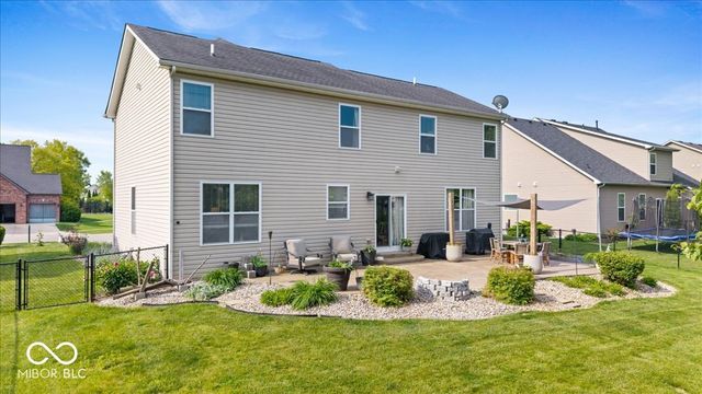 5830 W Glenview Drive, Mccordsville, IN 46055