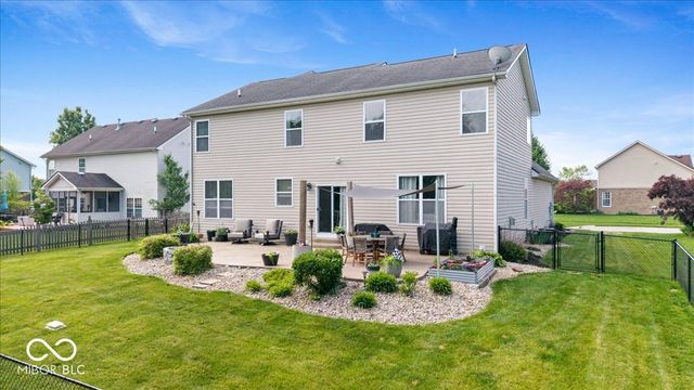 5830 W Glenview Drive, Mccordsville, IN 46055