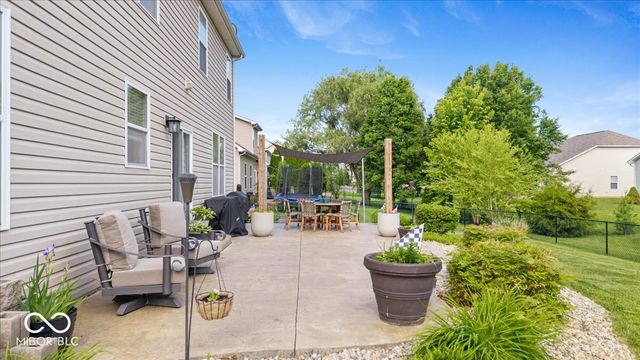 5830 W Glenview Drive, Mccordsville, IN 46055