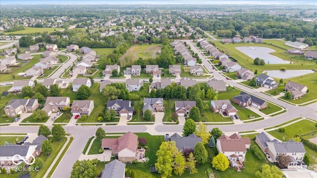 5830 W Glenview Drive, Mccordsville, IN 46055