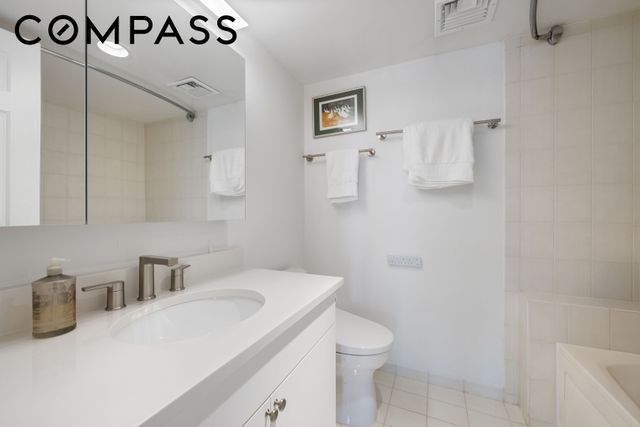 190 Schofield Street # 3A, New York City, NY 10464