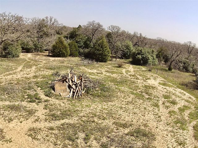 1218 Private Road 3063, Lexington, TX 78947