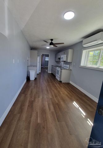 3217 Wallace Lake Rd, Pace, FL 32571