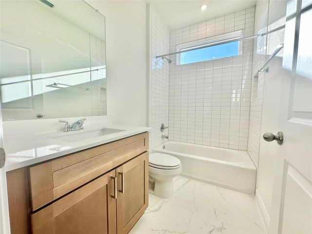 399 Porter Country PKWY, Buda, TX 78610