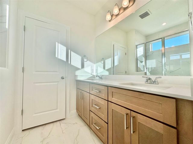 399 Porter Country PKWY, Buda, TX 78610