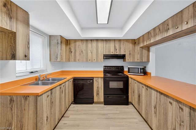 1118 SW 48th TER # 203, Cape Coral, FL 33914