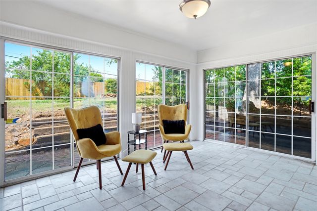 2907 Lakeshore Court, Arlington, TX 76013