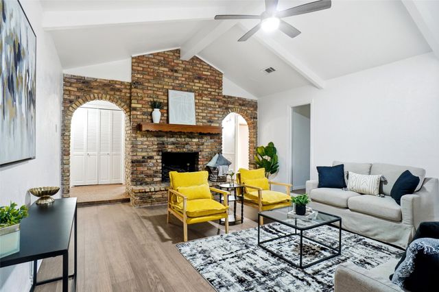 2907 Lakeshore Court, Arlington, TX 76013